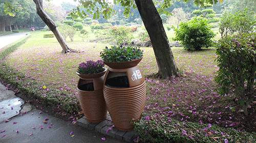  汕頭玻璃鋼花盆垃圾桶，點(diǎn)綴公園好環(huán)境。